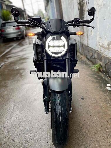 Honda CB650R Black Edition 2023 odo 2900km