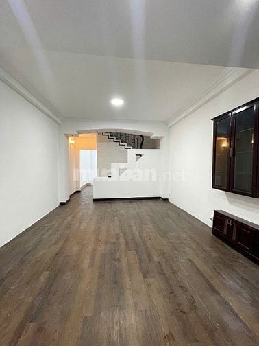Mặt Tiền 4 Tầng 4x15(61m2) Trần Hữu Trang - Nguyễn Đình Chính 13,5 Tỷ
