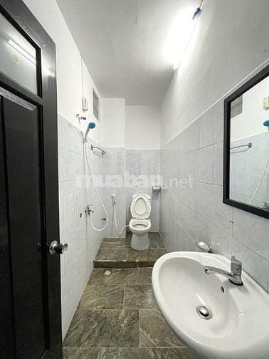 Mặt Tiền 4 Tầng 4x15(61m2) Trần Hữu Trang - Nguyễn Đình Chính 13,5 Tỷ