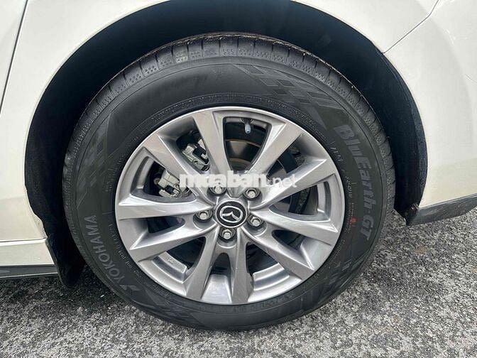 Mazda 3 2022 1.5L Luxury - 450500 km