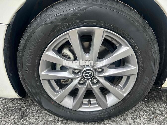 Mazda 3 2022 1.5L Luxury - 450500 km