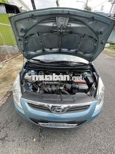 Hyundai i20 2010 1.4 AT - 95000 km