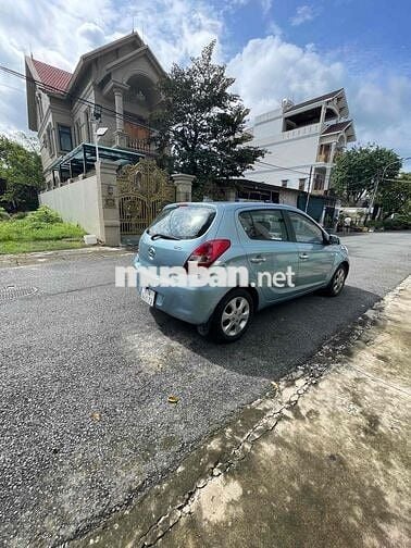 Hyundai i20 2010 1.4 AT - 95000 km