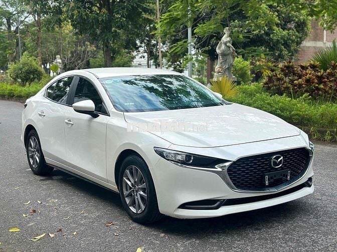 Mazda 3 2022 1.5L Luxury - 450500 km
