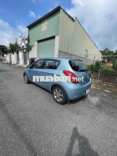 Hyundai i20 2010 1.4 AT - 95000 km