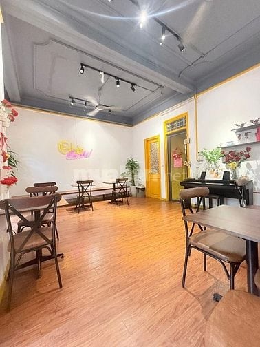 78m2 Mặt phố Nghĩa Đô, 6.5 x 12m,Vui lòng nhanh tay sở hữu siêu phẩm a