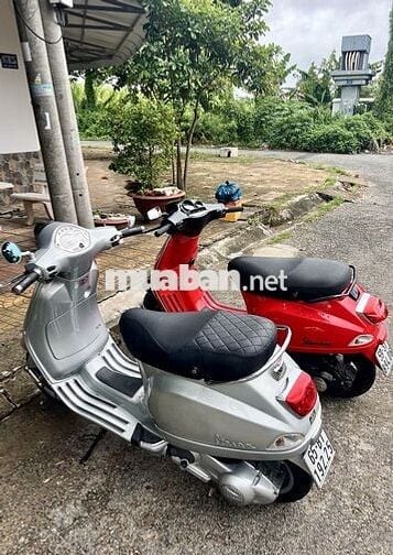 1 Cặp vespa S125 3V và vespa Lx125 Fi