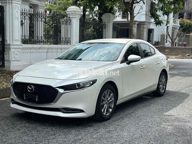 Mazda 3 2022 1.5L Luxury - 450500 km