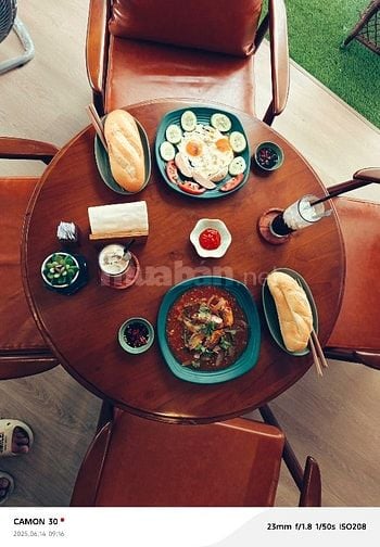 SANG KHÁCH SẠN VILLA 8 PHÒNG PHONG CÁCH CHÂU ÂU, CAFÉ SÂN VƯỜN Q.3