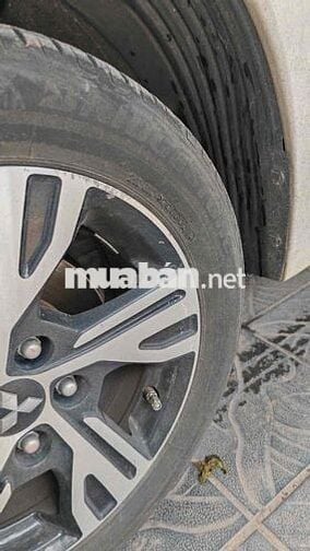 Mitsubishi Xpander AT 2021 dky 2022 chạy 2v5km