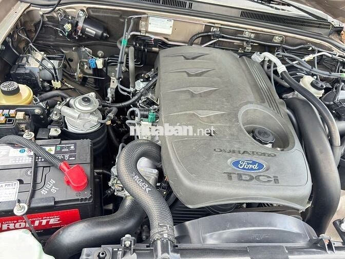 Ford Everest 2009 2.5L 4x2 MT - 98000 km