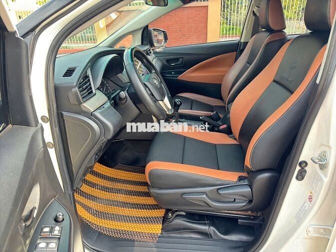 Toyota Innova 2.0E 2019 - 86000 km