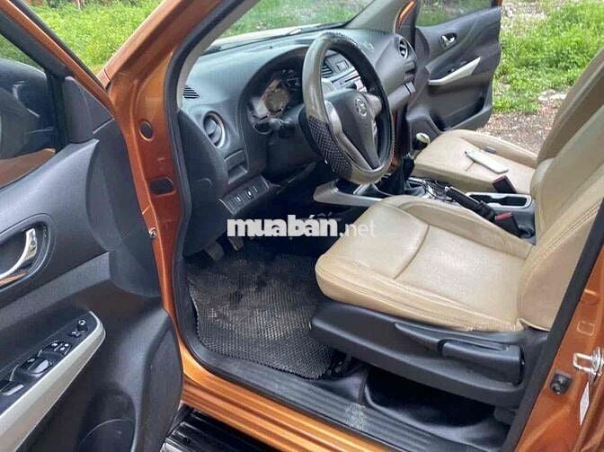 Nissan Navara 2015 số san2 cầu
