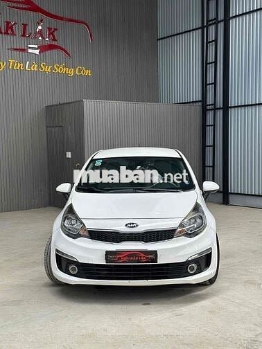 Kia Rio 2016 1.4 MT Sedan - 82000 km