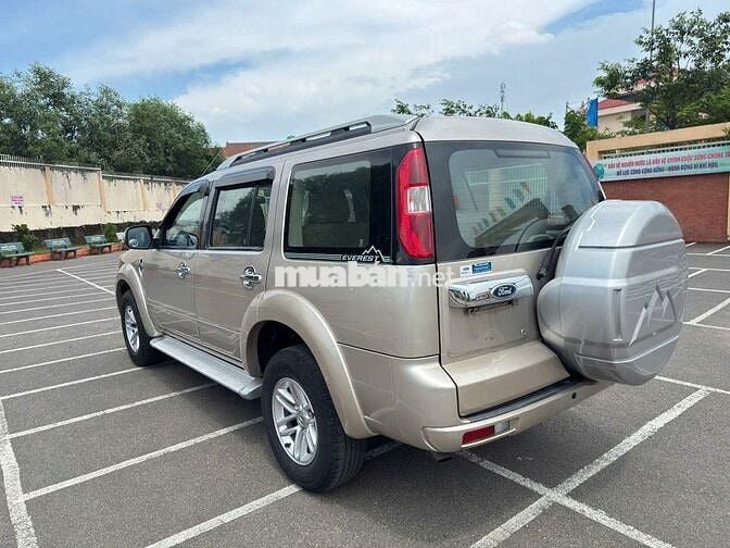 Ford Everest 2009 2.5L 4x2 MT - 98000 km