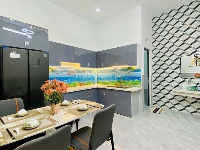 ✅ Sắp đi nước ngoài bán nhà đường Hoàng Việt - Tân Bình / Giá 2,3 Tỷ