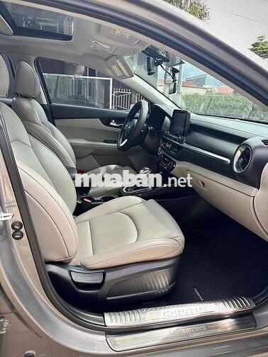 Kia Cerato 2020 1.6 AT Luxury  - 50000 km