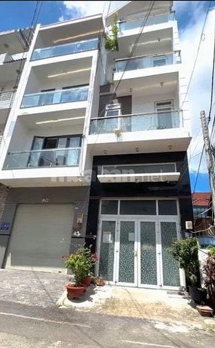 Nhà đẹp 52m2 gần Vincom Nguyễn Xí, chủ bán 2 tỷ 580. Hẻm 7m,xây 4 tầng