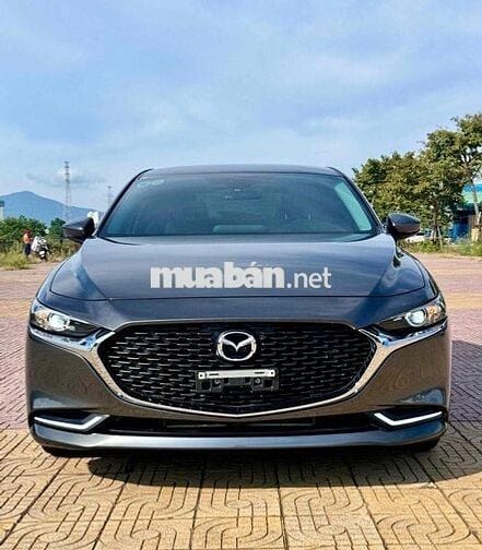 Mazda 3 2024 1.5L Luxury - 13000 km