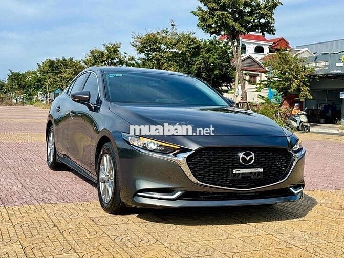 Mazda 3 2024 1.5L Luxury - 13000 km