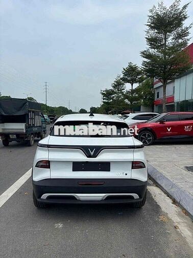 VinFast VF6 75Tr lấy xe ngay, bao nợ xấu
