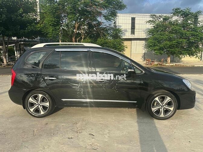 Kia Carens 2011 SX 2.0 MT - 11111 km