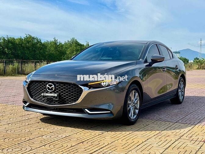 Mazda 3 2024 1.5L Luxury - 13000 km