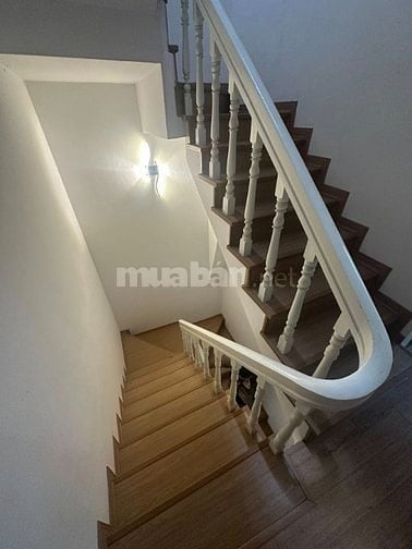 Bán nhà Đống Đa -phân lô -oto đỗ ngày đêm -54m * 5T mt 4m giá 22.5 tỷ