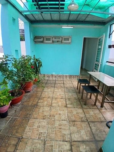 Cho thuê nhà HXH 276 Thống Nhất, P 16 đối diện Citiland ( 15tr/ tháng)