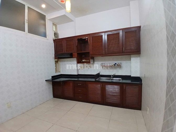 Cho thuê nhà HXH 276 Thống Nhất, P 16 đối diện Citiland ( 15tr/ tháng)