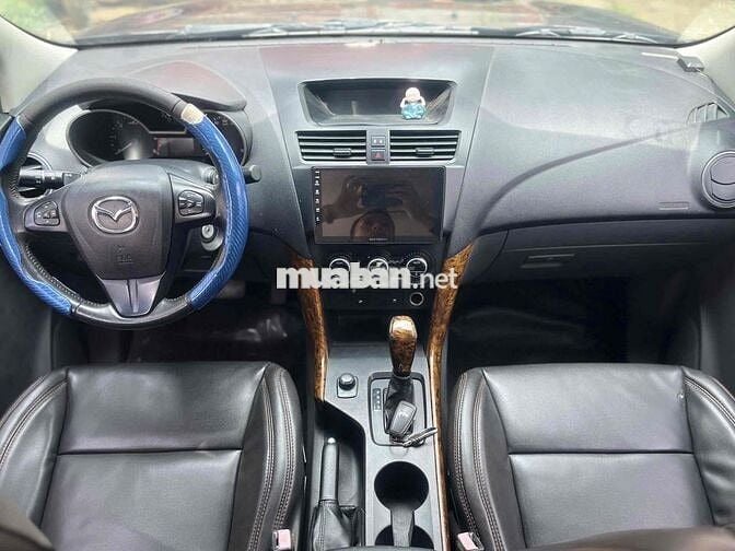 Mazda BT 50 2013 3.2L 4x4 AT