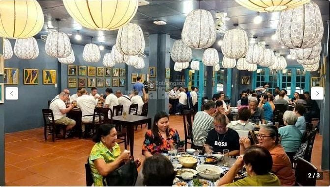 Hàng Hiếm sót lại trên phố Dương Khuê con phố sầm uất ngày lẫn đêm