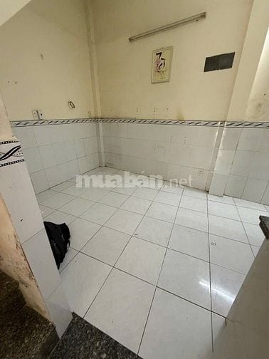 4,85tỷ Nhà hẻm ba gác 3x10,5 ( nở hậu 6,5m ) Sổ đẹp Hoàn công