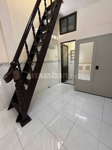 4,85tỷ Nhà hẻm ba gác 3x10,5 ( nở hậu 6,5m ) Sổ đẹp Hoàn công