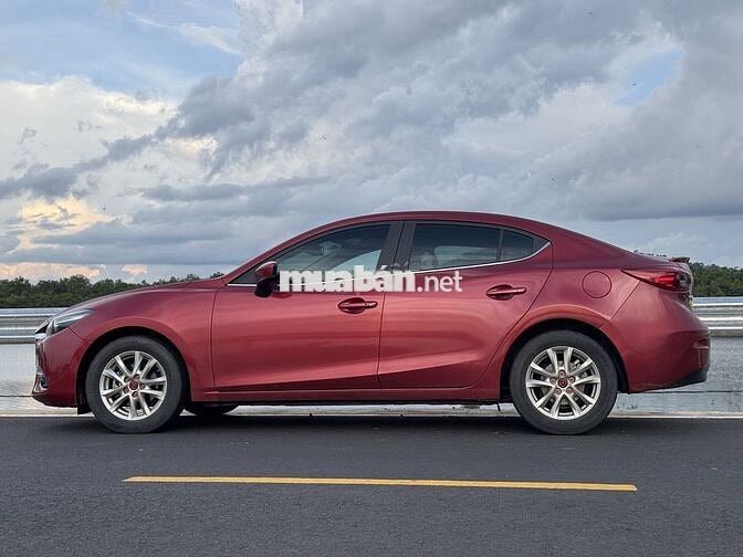 Mazda 3 2018 đỏ 1.5 - 63.000km, giá 430triệu