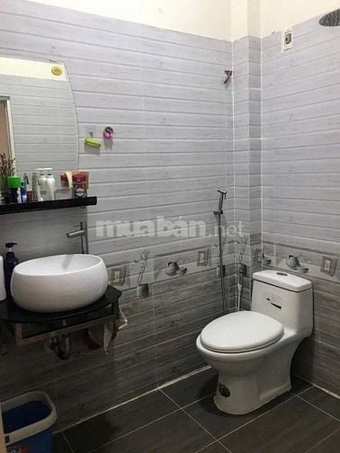 🔥 HIẾM CÓ KHÓ TÌM - NHÀ NGAY BÀN CỜ, QUẬN 3 GIÁ 4TỶ500 HẺM 6M SÁT CHỢ