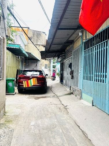 bán nhà q12 2,9 tỷ 4.2x18 nở hậu 8m, 2 tầng hẻm xe hơi thông 4pn
