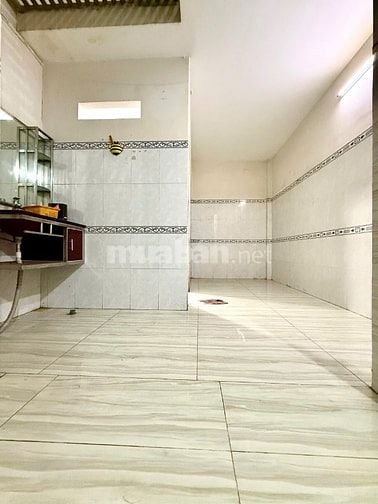 bán nhà q12 2,9 tỷ 4.2x18 nở hậu 8m, 2 tầng hẻm xe hơi thông 4pn