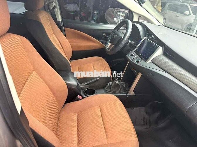 INNOVA 2.0E 2018 BẢO HÀNH 1 NĂM ,HỖ TRỢ VAY 70%