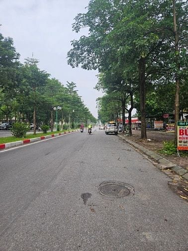🏡 VIỆT HƯNG – BÁN ĐẤT TẶNG NHÀ 2 TẦNG – VỊ TRÍ ĐẸP – TIỆN ÍCH ĐẦY ĐỦ 