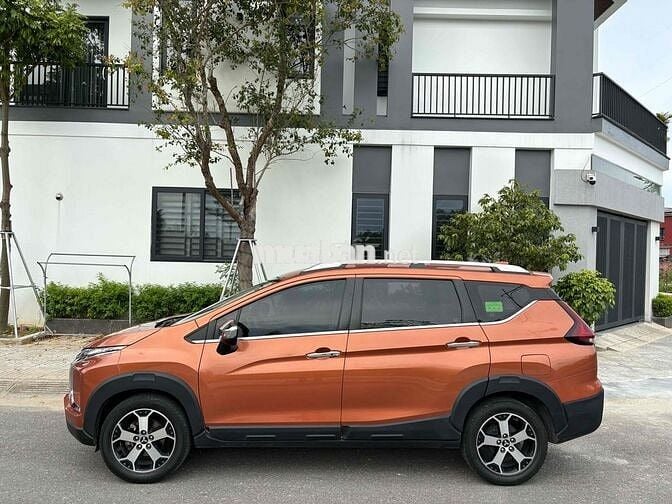 Mitsubishi Xpander Cross 2021 AT - 50000 km