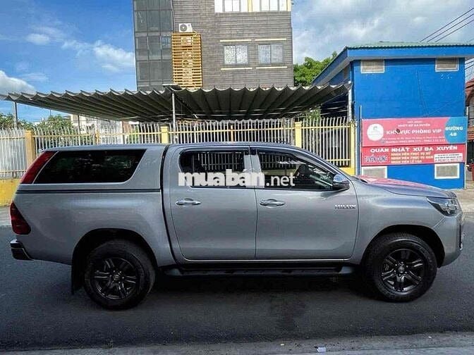 Toyota Hilux 2021 AT Xe như mới Bảo dưỡng đầy đủ