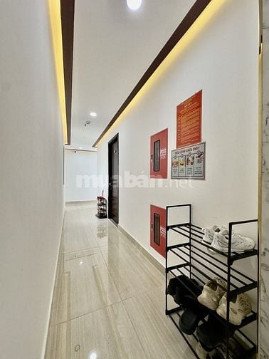 Tòa Chdv 3 Mặt Tiền - Chợ An Nhơn, Gv - 41 Phòng - 326m²- 6 Tầng -    