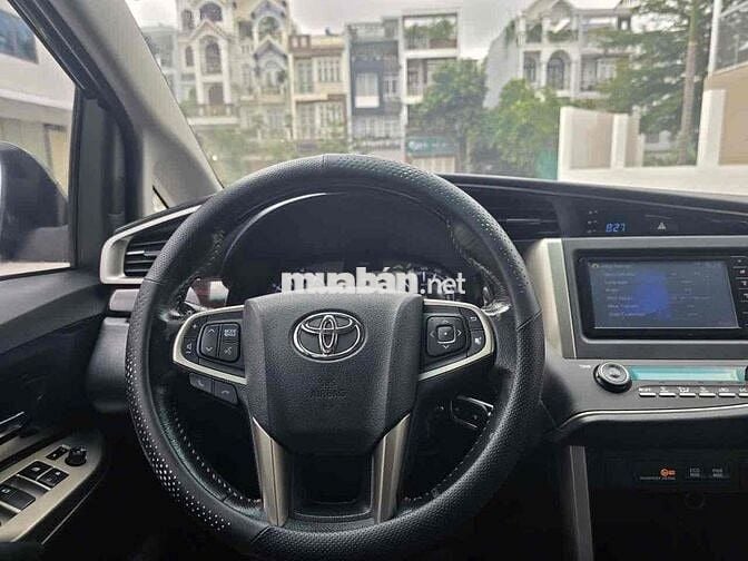 Toyota Innova Venturer 2019 - 85000km