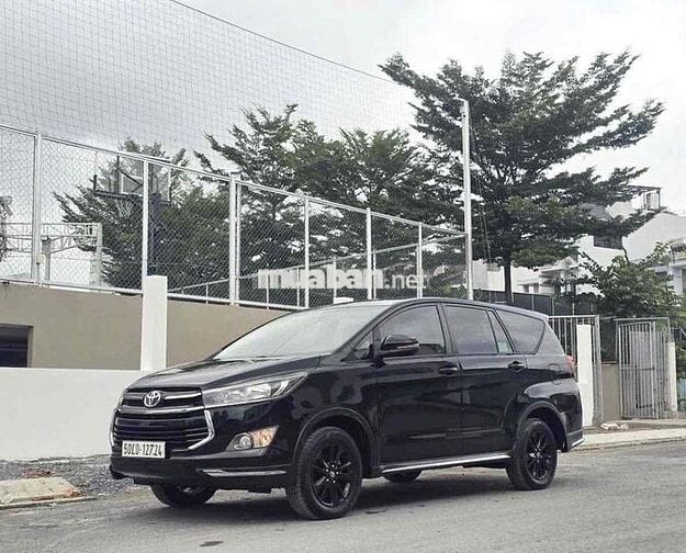 Toyota Innova Venturer 2019 - 85000km