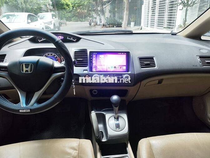Bán xe Honda civic đời 2012 máy 1.8 số tự Động
