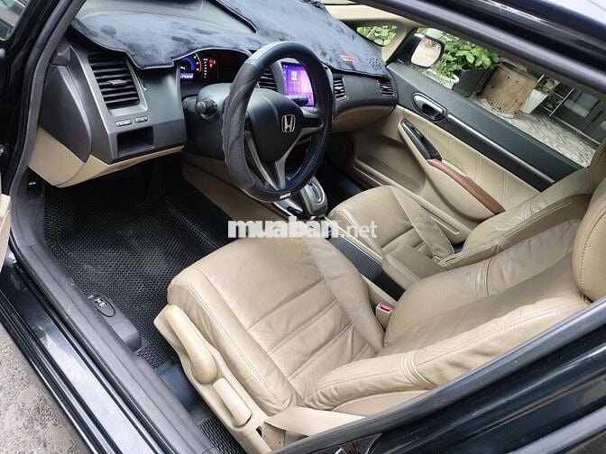 Bán xe Honda civic đời 2012 máy 1.8 số tự Động