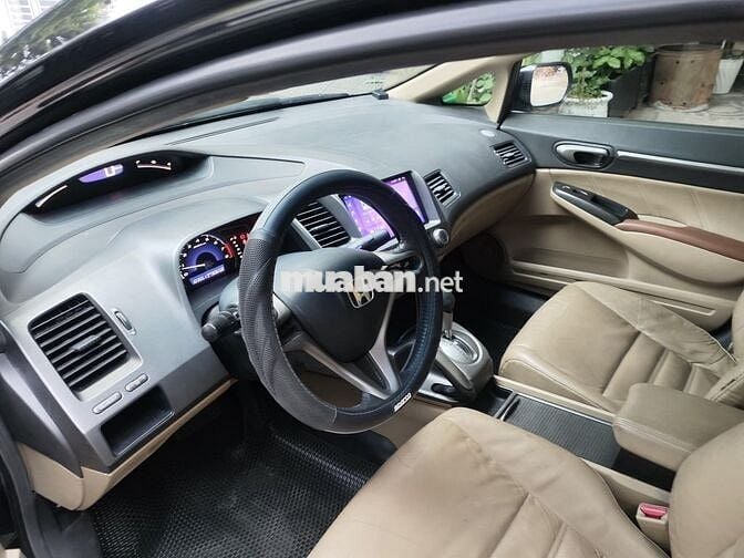 Bán xe Honda civic đời 2012 máy 1.8 số tự Động