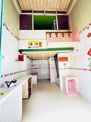  2,98tỷ trệt + lửng + lầu 3,4 x 6,8 hẻm rộng 3m , ba gác tới nhà SHR 