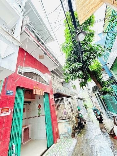  2,98tỷ trệt + lửng + lầu 3,4 x 6,8 hẻm rộng 3m , ba gác tới nhà SHR 